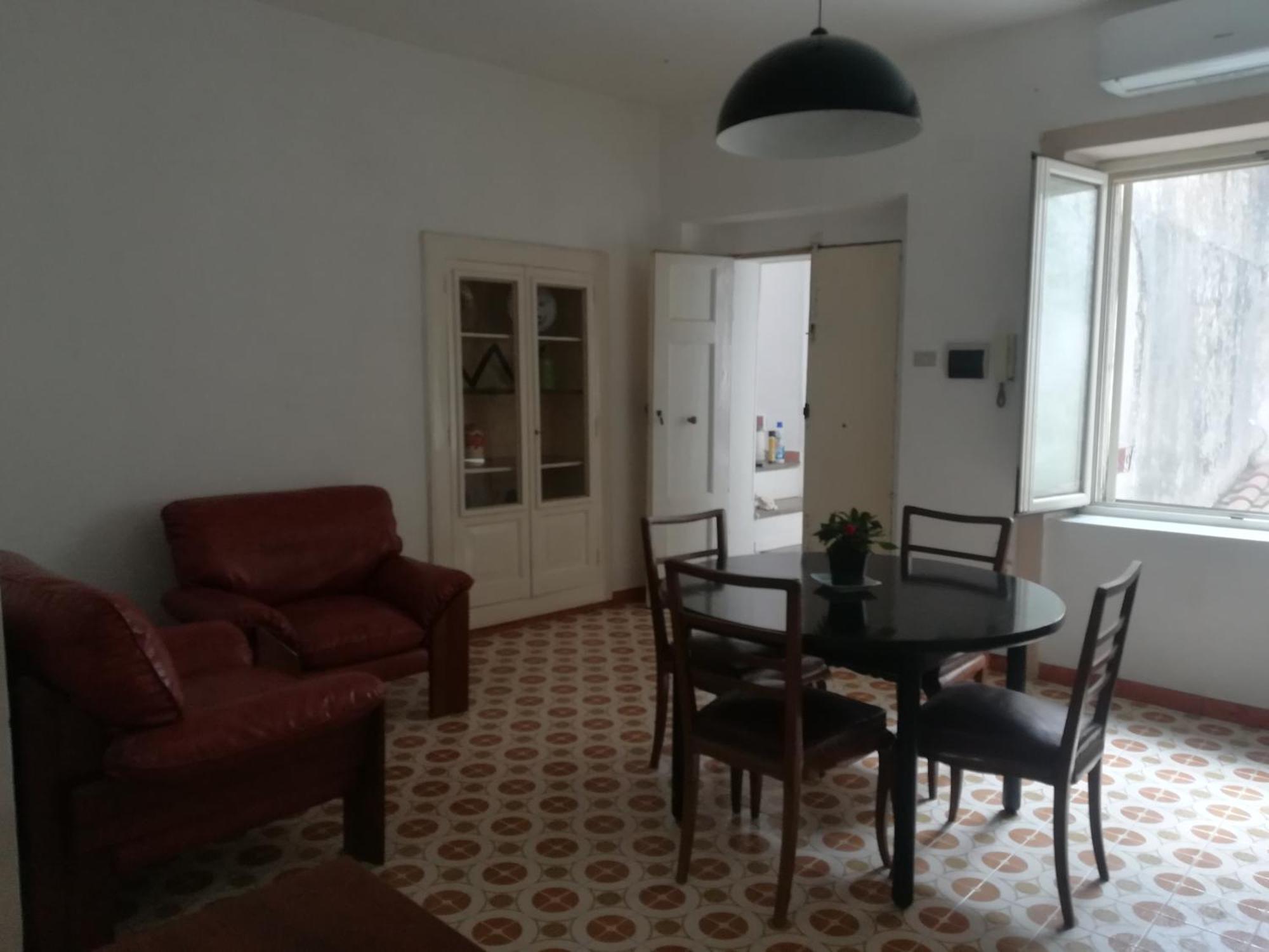 Bed and Breakfast La Casa Di Astrea Caiazzo Habitación foto