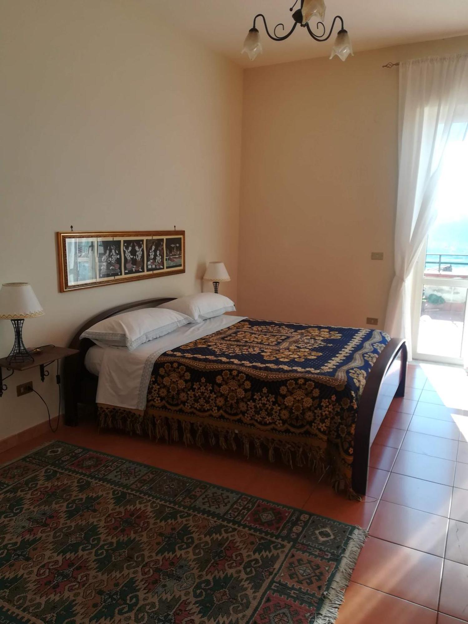 Bed and Breakfast La Casa Di Astrea Caiazzo Habitación foto